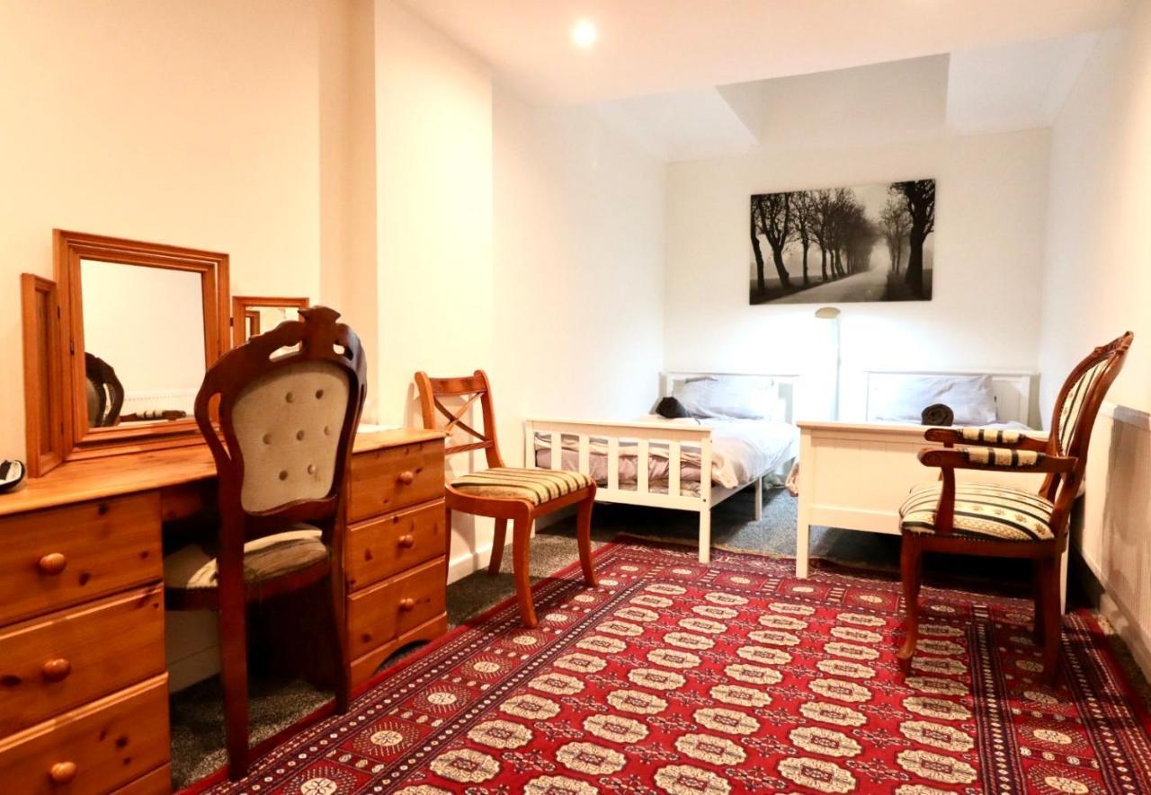 Twin Room Earls Court Central London - Shared Accommodation 외부 사진